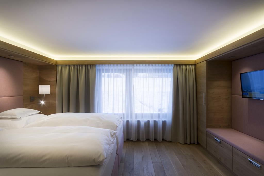 Hotel Garni Panorama Lech am Arlberg Room photo